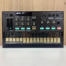 Synthétiseur FM numérique